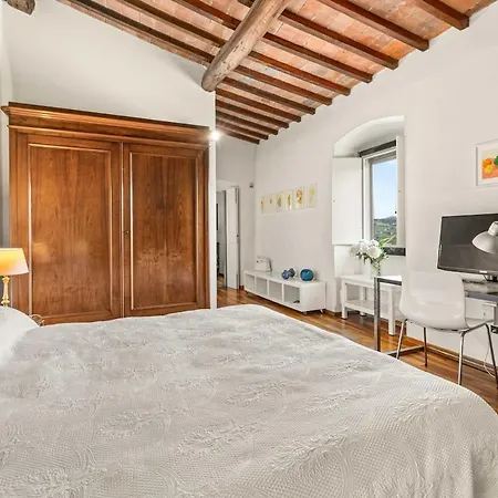 Elegant Florence Villa, Panoramic View And Pool 빌라